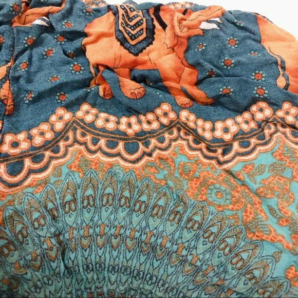 Thai Retro Blue Orange Elephant Shorts - Picture 4 of 4
